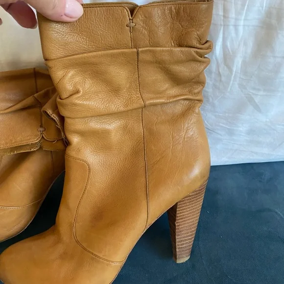 Via Spiga Shoes Tan And Worn Boots They Look Cool A Bit Beat